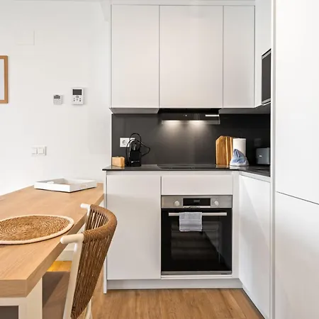 Elegant 4-pax In Casares Apartmán Estepona