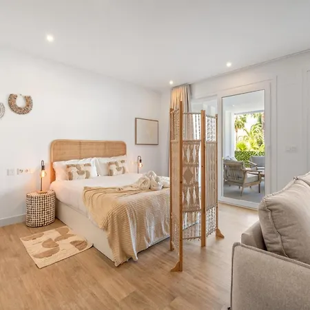 Elegant 4-pax In Casares Apartmán Estepona